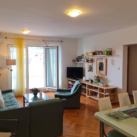 מאקרסקה Apartment Silva, 50M From Beach מראה חיצוני תמונה