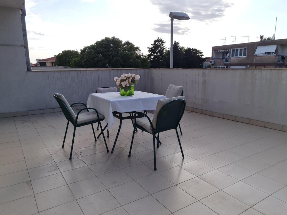 מאקרסקה Apartment Silva, 50M From Beach מראה חיצוני תמונה