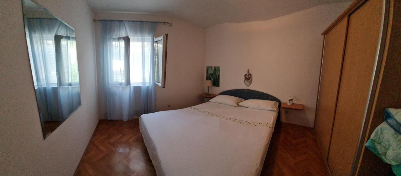 מאקרסקה Apartment Silva, 50M From Beach מראה חיצוני תמונה