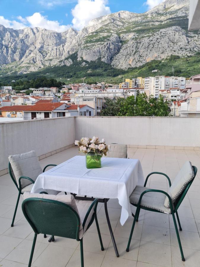 מאקרסקה Apartment Silva, 50M From Beach מראה חיצוני תמונה