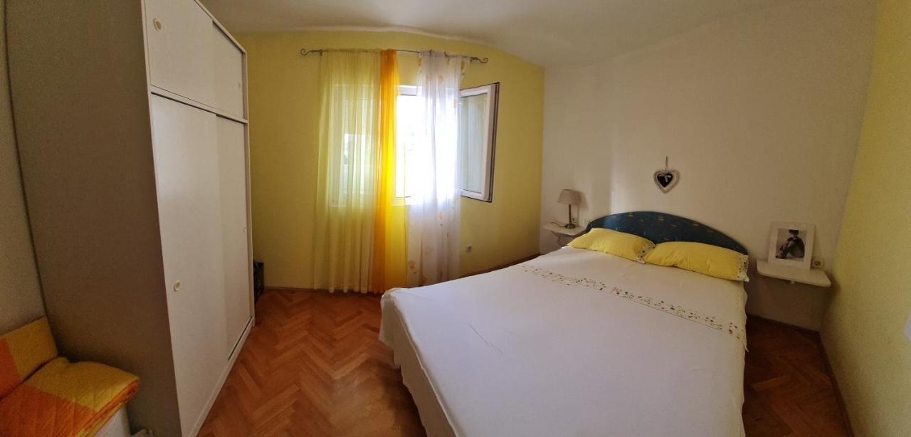 מאקרסקה Apartment Silva, 50M From Beach מראה חיצוני תמונה